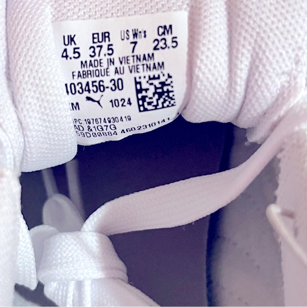 🆕- Puma White Court Sneaker. Size: 7. New in box. - Picture 10 of 10